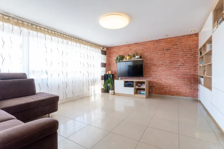 3-4 pokoje, 72 m², garaż, oddzielna kuchnia, 4 pięt. – zdjęcie 4